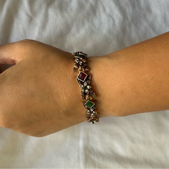 SALE‼️ Vintage style bracelet - Picture 4 of 5